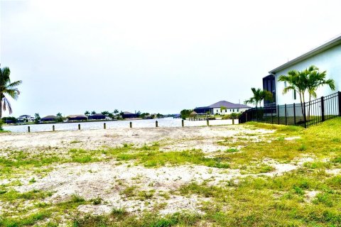 Land in Cape Coral, Florida № 1334741 - photo 22