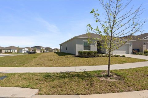 Casa en venta en Groveland, Florida, 4 dormitorios, 171.68 m2 № 1583800 - foto 2