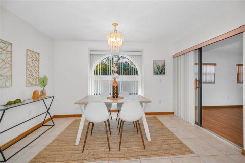 Casa en venta en New Port Richey, Florida, 2 dormitorios, 143.16 m2 № 2106748 - foto 22