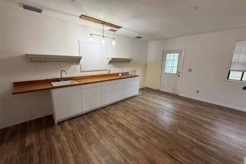 Villa ou maison à vendre à Dade City, Floride: 4 chambres, 291.71 m2 № 2406239 - photo 13