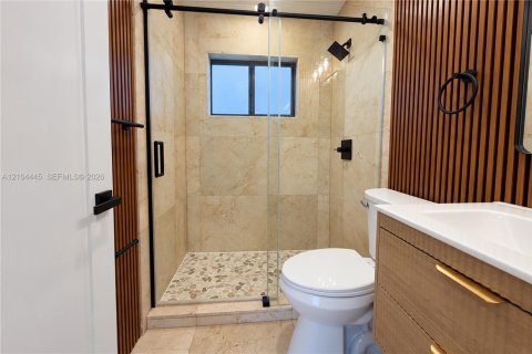 Villa ou maison à vendre à Hollywood, Floride: 3 chambres, 66.89 m2 № 2412364 - photo 24