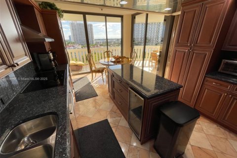 Condo in Aventura, Florida, 3 bedrooms  № 1939541 - photo 22