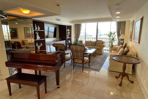 Condo in Aventura, Florida, 3 bedrooms  № 1939541 - photo 3