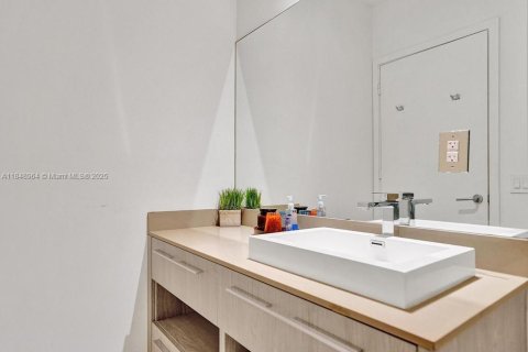 Condominio en venta en Hollywood, Florida, 1 dormitorio, 60.67 m2 № 1850595 - foto 26