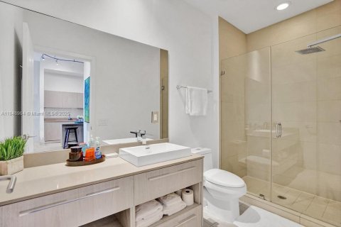 Condominio en venta en Hollywood, Florida, 1 dormitorio, 60.67 m2 № 1850595 - foto 27