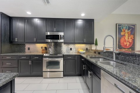 Condominio en venta en Sarasota, Florida, 2 dormitorios, 159.79 m2 № 1784801 - foto 11
