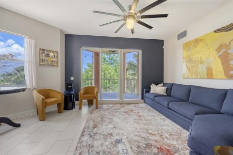 Condominio en venta en Sarasota, Florida, 2 dormitorios, 159.79 m2 № 1784801 - foto 4