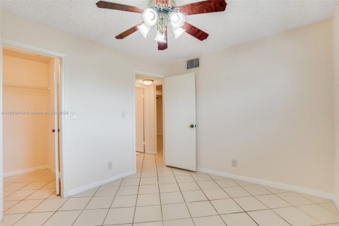 Copropriété à vendre à Deerfield Beach, Floride: 2 chambres, 84.26 m2 № 1693763 - photo 14