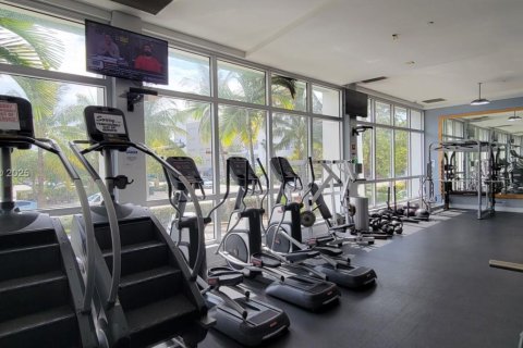 Condominio en venta en Miami Beach, Florida, 61.59 m2 № 1935435 - foto 22