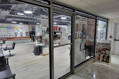 Condominio en venta en Miami Beach, Florida, 61.59 m2 № 1935435 - foto 15