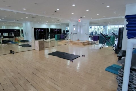 Condominio en venta en Miami Beach, Florida, 61.59 m2 № 1935435 - foto 23