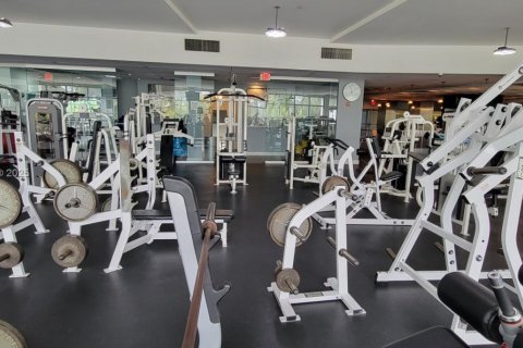 Condominio en venta en Miami Beach, Florida, 61.59 m2 № 1935435 - foto 20