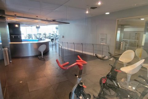 Condominio en venta en Miami Beach, Florida, 61.59 m2 № 1935435 - foto 19