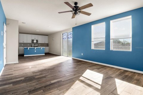 Casa en venta en Winter Haven, Florida, 4 dormitorios, 219.99 m2 № 2229563 - foto 12