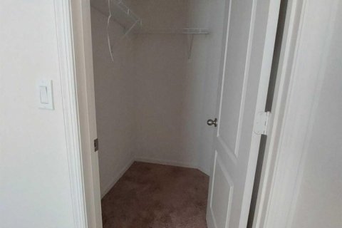 Casa en alquiler en Fort Pierce, Florida, 3 dormitorios, 114.18 m2 № 1022077 - foto 1