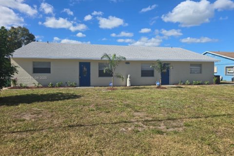 Casa en St. Lucie, Florida 3 dormitorios, 222.97 m2 № 2026526