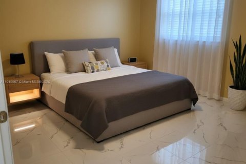 Casa en alquiler en St. Lucie, Florida, 3 dormitorios, 222.97 m2 № 2026526 - foto 7