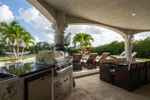 Casa en venta en Palm City, Florida, 9 dormitorios, 458.84 m2 № 1951378 - foto 19