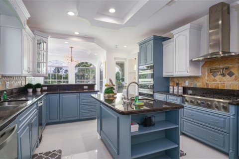 Casa en venta en Palm City, Florida, 9 dormitorios, 458.84 m2 № 1951378 - foto 13