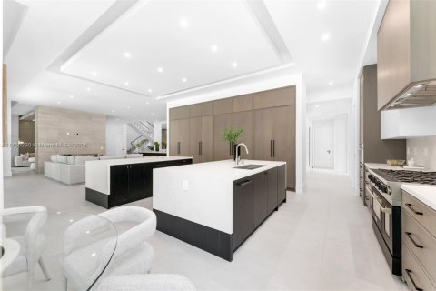 Villa ou maison à vendre à Palmetto Bay, Floride: 6 chambres, 650.5 m2 № 1588089 - photo 15
