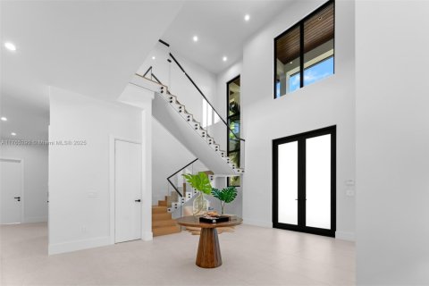 Villa ou maison à vendre à Palmetto Bay, Floride: 6 chambres, 650.5 m2 № 1588089 - photo 8