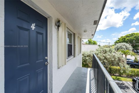 Propiedad comercial en venta en Coral Springs, Florida, 298.12 m2 № 1890683 - foto 5