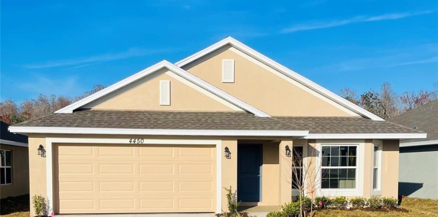 Casa en Saint Cloud, Florida 3 dormitorios, 165.37 m2 № 1733230