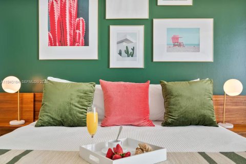 Copropriété à vendre à Miami, Floride: 1 chambre, 64.38 m2 № 1999637 - photo 7