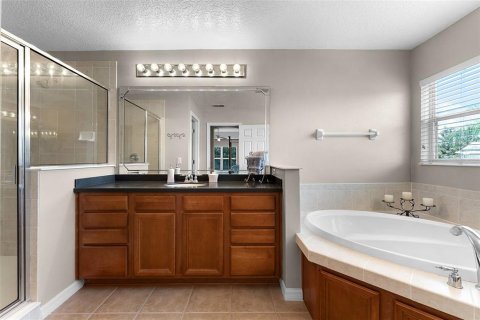 House in Orlando, Florida 4 bedrooms, 258.27 sq.m. № 1815416 - photo 28