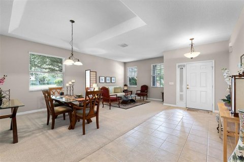 House in Orlando, Florida 4 bedrooms, 258.27 sq.m. № 1815416 - photo 4