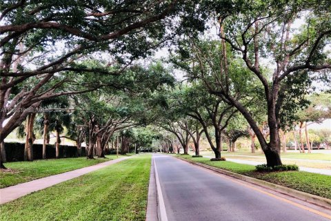 Villa ou maison à vendre à Palm Beach Gardens, Floride: 2 chambres, 107.02 m2 № 2023232 - photo 12