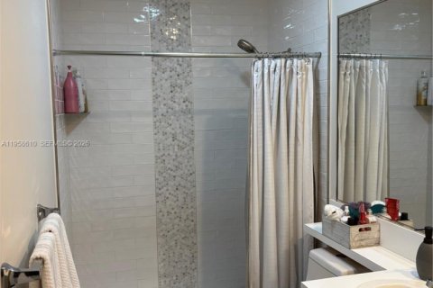 Villa ou maison à vendre à Palm Beach Gardens, Floride: 2 chambres, 107.02 m2 № 2023232 - photo 6