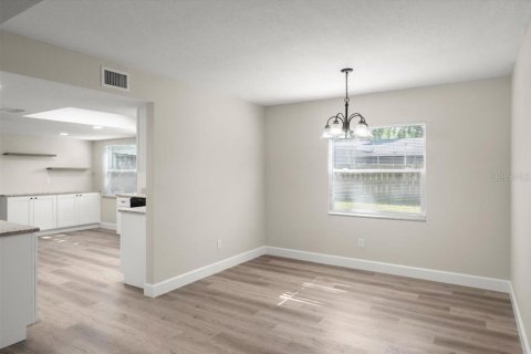 Casa en venta en Port Orange, Florida, 3 dormitorios, 189.24 m2 № 1643070 - foto 11
