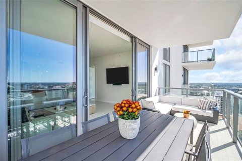 Condo in Saint Petersburg, Florida, 2 bedrooms  № 2395944 - photo 20