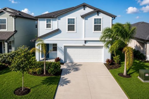House in North Fort Myers, Florida 4 bedrooms, 175.12 sq.m. № 2284843