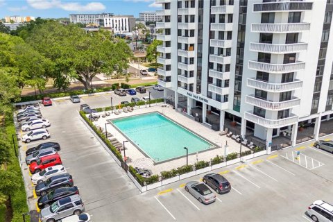 Condo in Orlando, Florida, 2 bedrooms  № 1761245 - photo 5