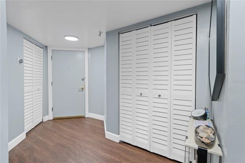 Condo in Orlando, Florida, 2 bedrooms  № 1761245 - photo 10