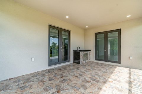 House in Port Charlotte, Florida 3 bedrooms, 166.85 sq.m. № 1881330 - photo 26