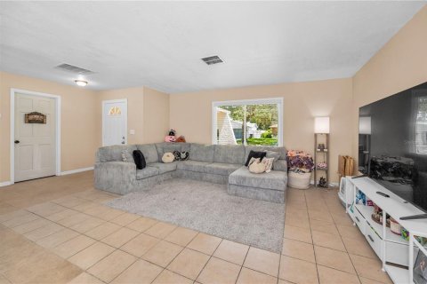 Villa ou maison à vendre à Port Richey, Floride: 4 chambres, 151.8 m2 № 2319261 - photo 12