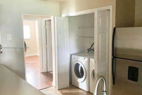 Copropriété à louer à Oakland Park, Floride: 2 chambres, 101.82 m2 № 1836699 - photo 7