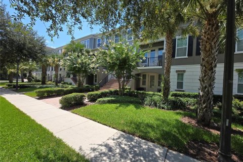 Adosado en venta en Orlando, Florida, 4 dormitorios, 163.42 m2 № 2149678 - foto 2