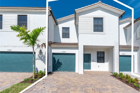 Touwnhouse à louer à Miami, Floride: 4 chambres, 169.83 m2 № 1929812 - photo 2