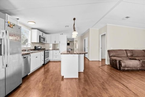 Apartment in Riverview, Florida 4 bedrooms, 190.45 sq.m. № 1917415 - photo 20