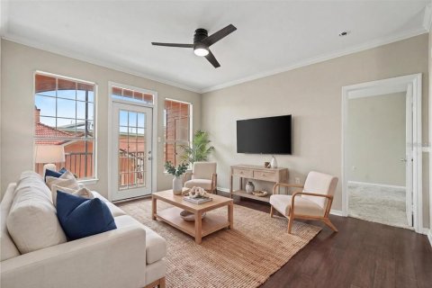 Condo in Tampa, Florida, 2 bedrooms  № 2393428 - photo 4
