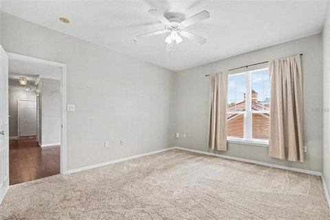 Condo in Tampa, Florida, 2 bedrooms  № 2393428 - photo 14