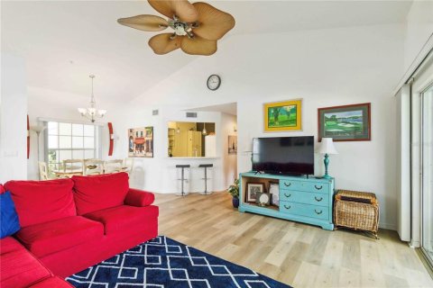 Condo in Bradenton, Florida, 2 bedrooms  № 1831265 - photo 5