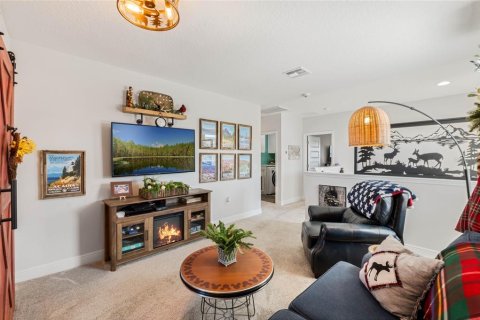 Casa en venta en Winter Garden, Florida, 5 dormitorios, 263.84 m2 № 1815272 - foto 3