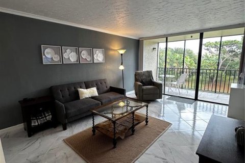 Condominio en venta en Clearwater, Florida, 2 dormitorios, 89.19 m2 № 2098601 - foto 9