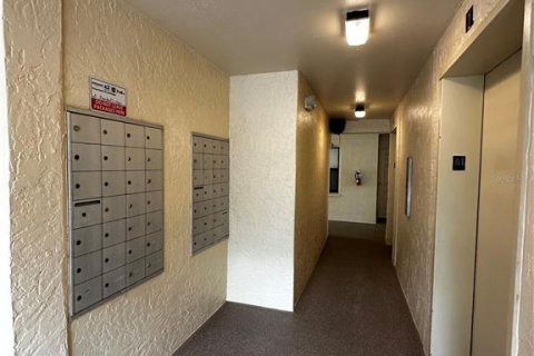 Condominio en venta en Clearwater, Florida, 2 dormitorios, 89.19 m2 № 2098601 - foto 21
