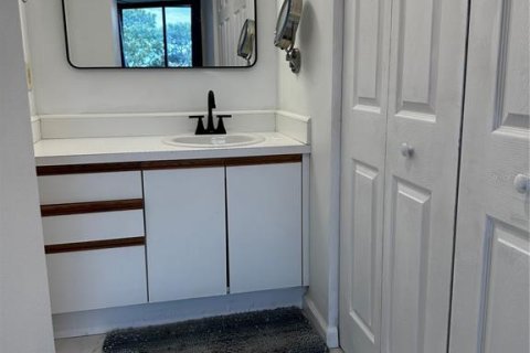 Condominio en venta en Clearwater, Florida, 2 dormitorios, 89.19 m2 № 2098601 - foto 13